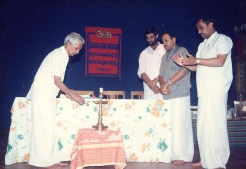 1993 - 017