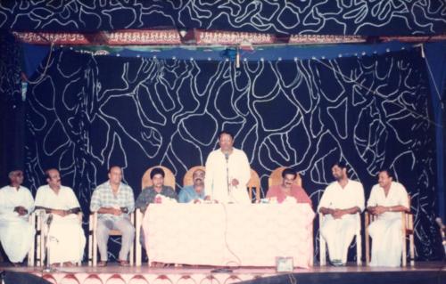 1993 - 038
