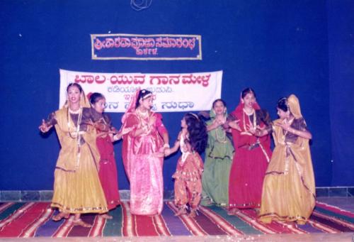2000 - 004