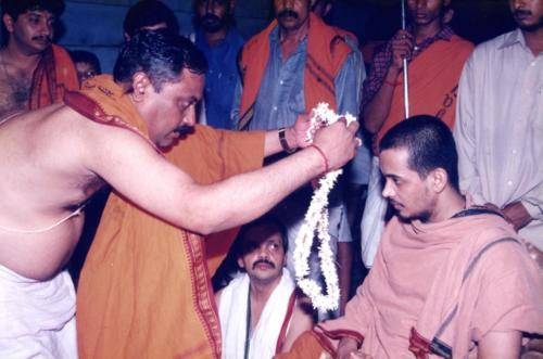 2001 -029