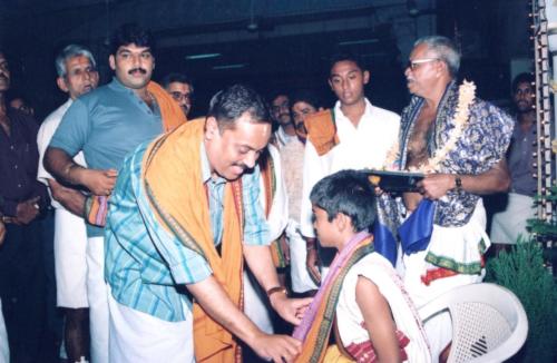 2003 - 090